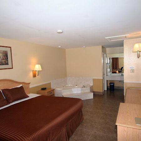 Edinburg Executive Inn 외부 사진