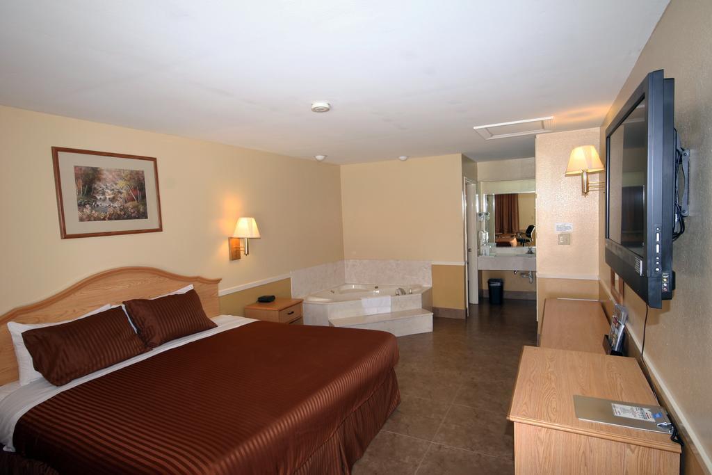 Edinburg Executive Inn 외부 사진